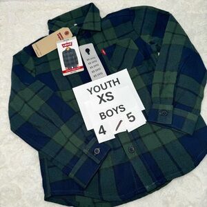 XS youth Levi’s green flannel plaid long-sleeve button down shirt NWT